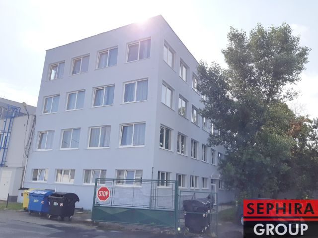 Pronájem ubytovny, P5, Stodůlky, Jeremiášova ul., 1050 m2, kapacita pro 120 osob, 17 parkovacích míst