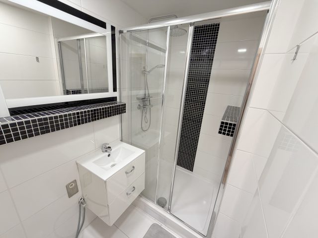 Prodej bytu 2+kk, Praha 9 – Černý Most, 43 m², po rekonstrukci, ihned volný